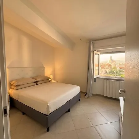 Apartment Con Terrazza